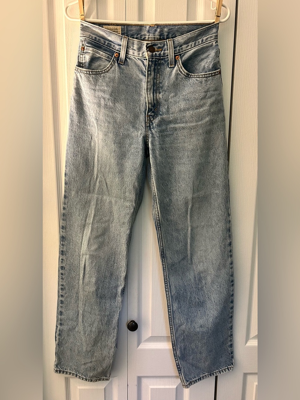 Levi's Women Straight-Leg Blue Jeans